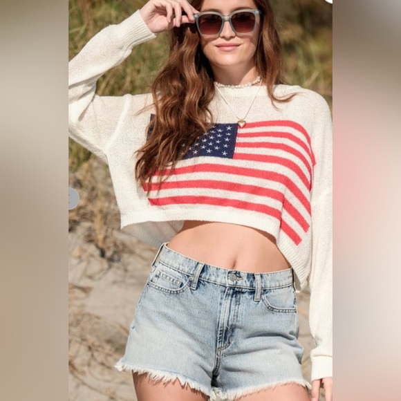 Anthropologie Sweaters - NEW with tags (NWT) Anthropologie
Americana Lightweight Sweater Size M